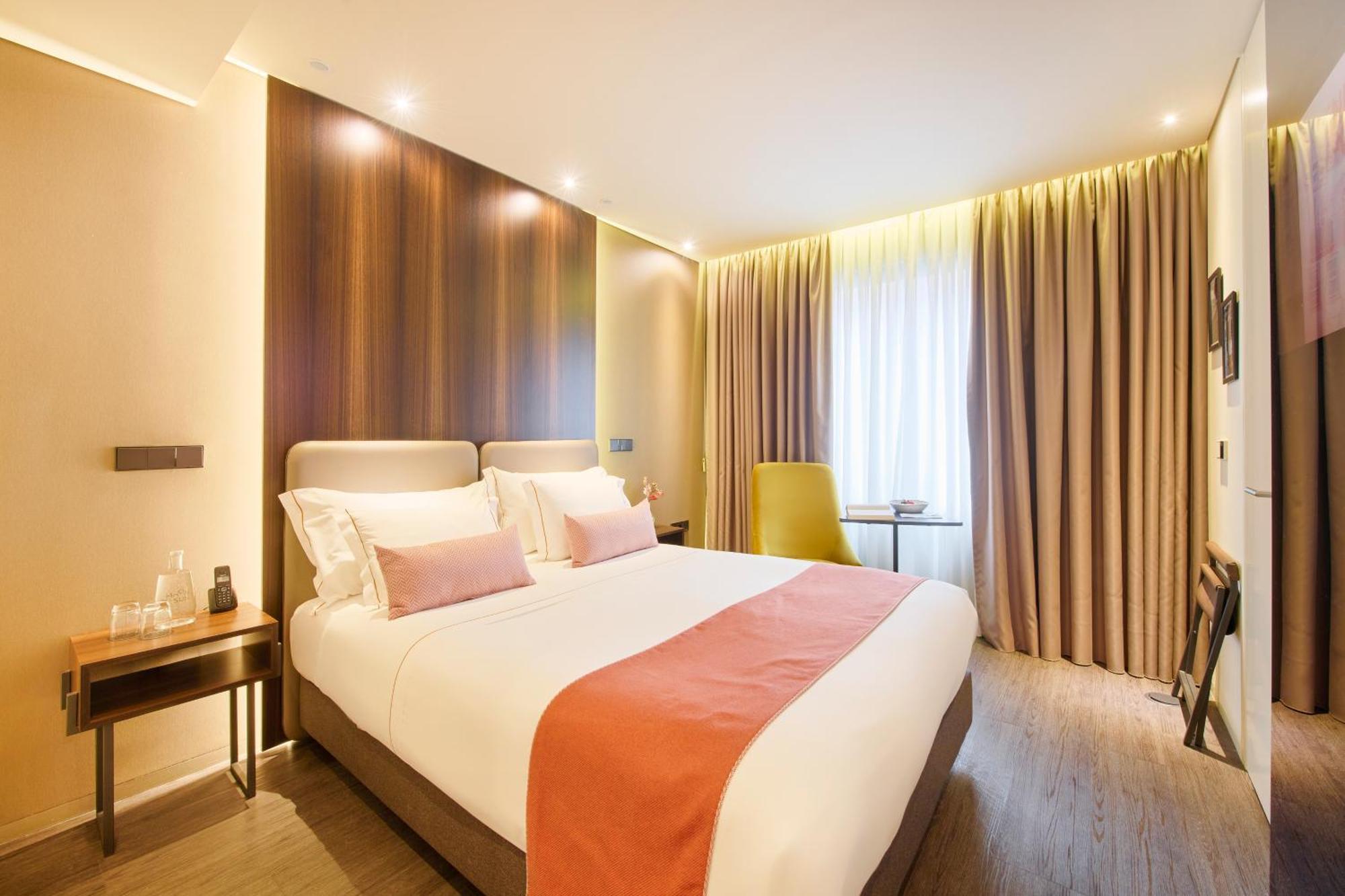 Hotel Moon & Sun 4*